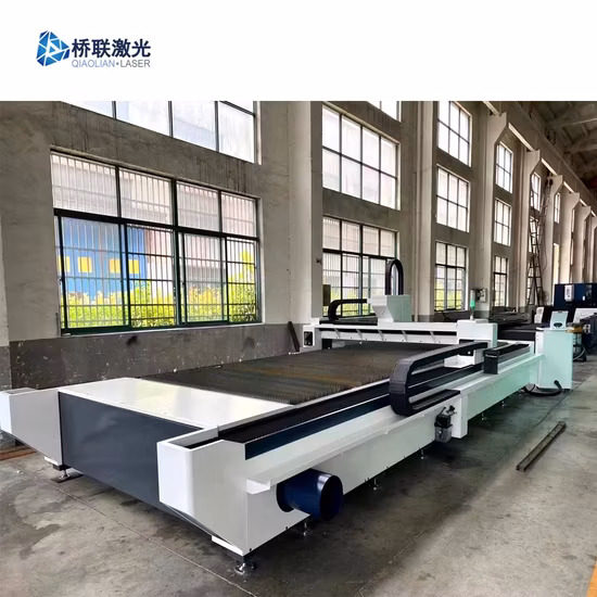 Taglierina laser professionale a fibra chiusa con piastra di base stabile e tavolo intercambiabile